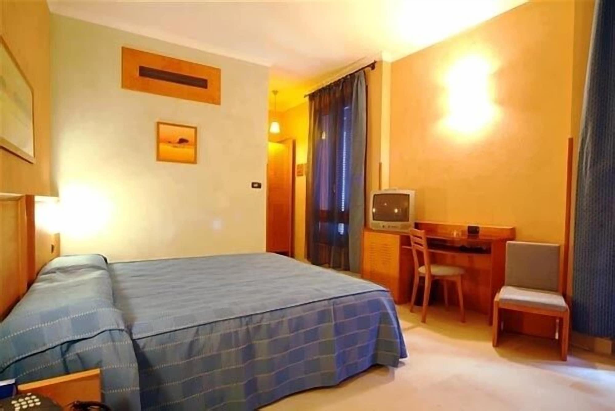 Hotel Eden نابولي المظهر الخارجي الصورة