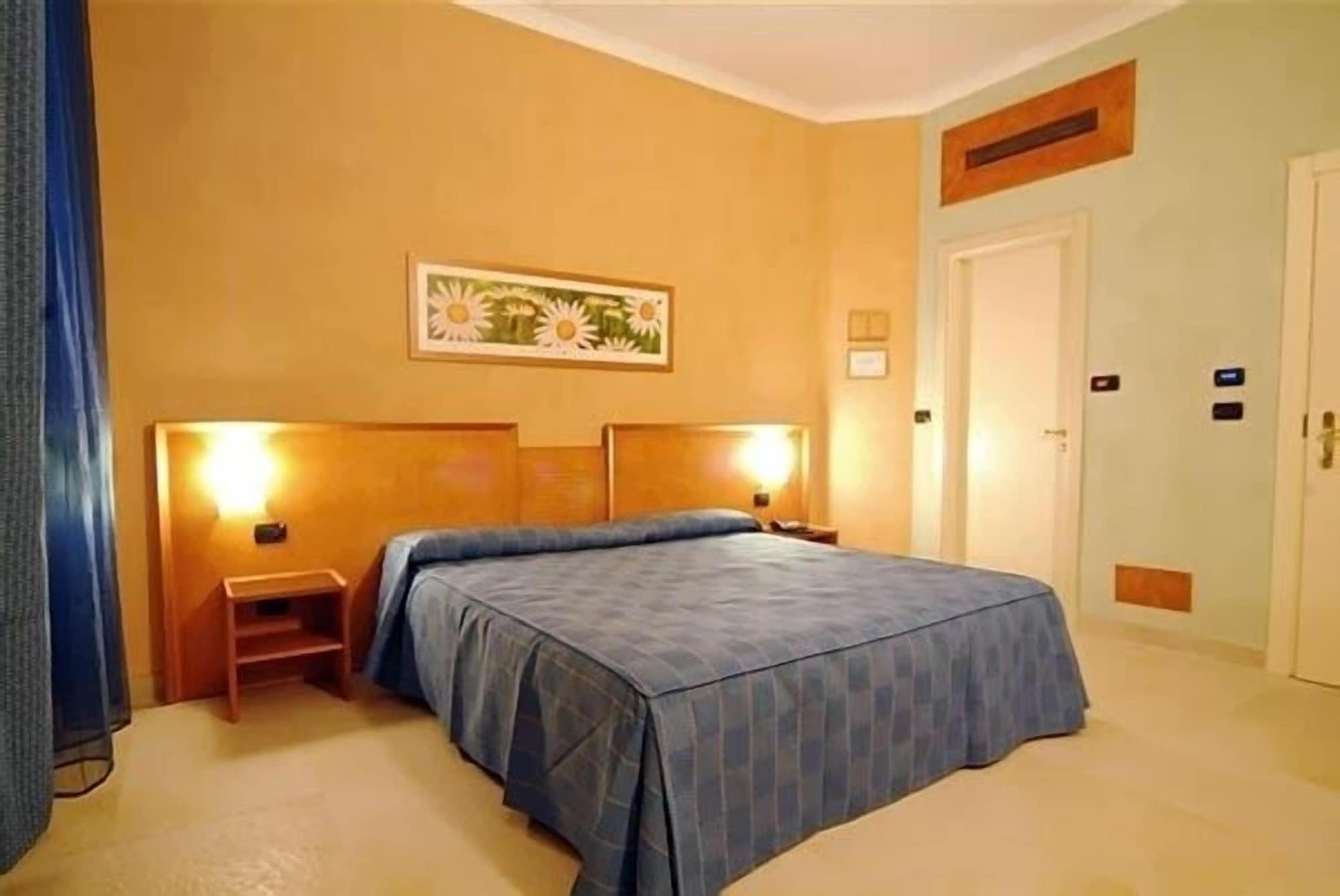 Hotel Eden نابولي المظهر الخارجي الصورة
