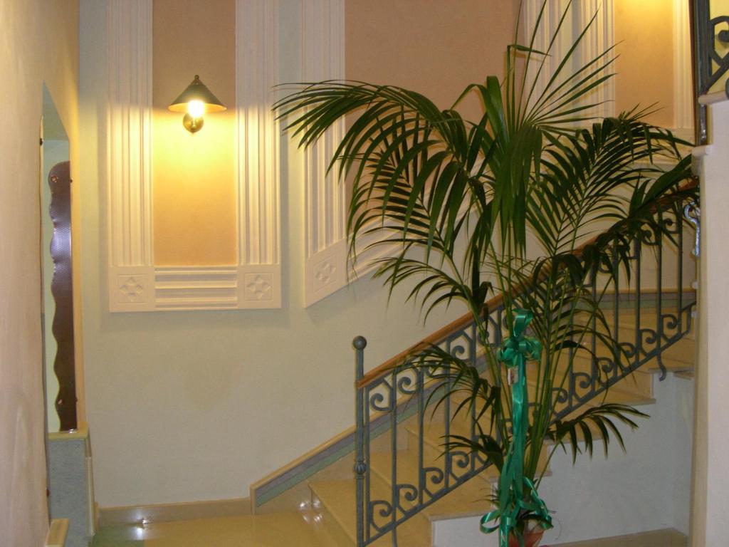 Hotel Eden نابولي المظهر الخارجي الصورة